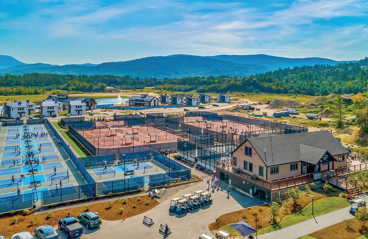 Mountain & Fairway Views